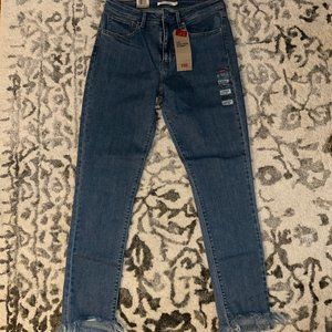 LEVIS NWT 721 High Rise Skinny Sculpt Size 10